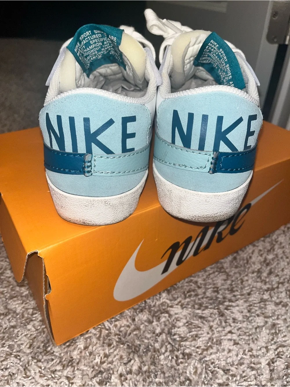 Nike White & Teal Low-Top Sneakers